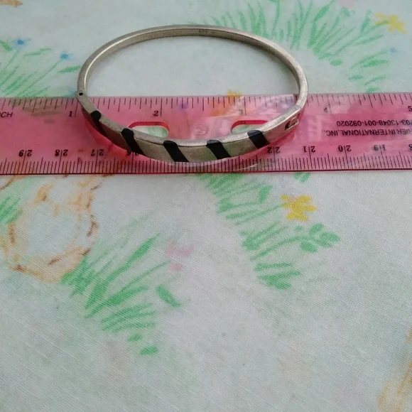 Vintage Silver Onyx Hinge Bracelet - Picture 8 of 12